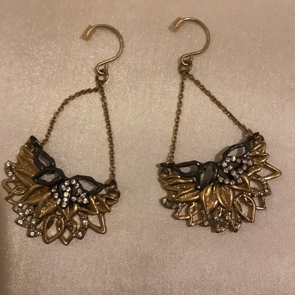 Chloe & Isabel Earrings